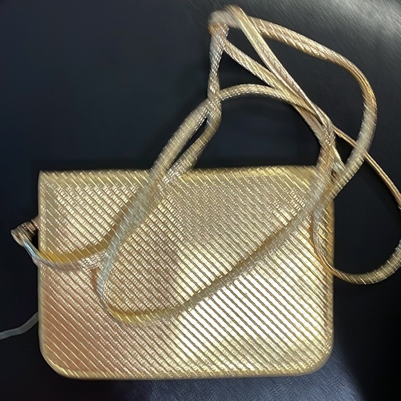 NWOT- Small Clutch/crossbody bag - Picture 2 of 4